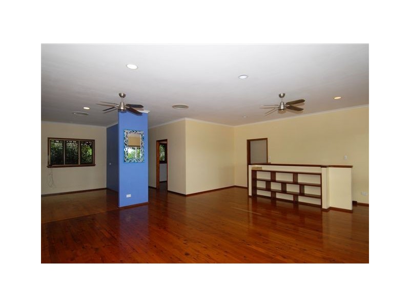 5 Woodlands Avenue, Edge Hill QLD 4870