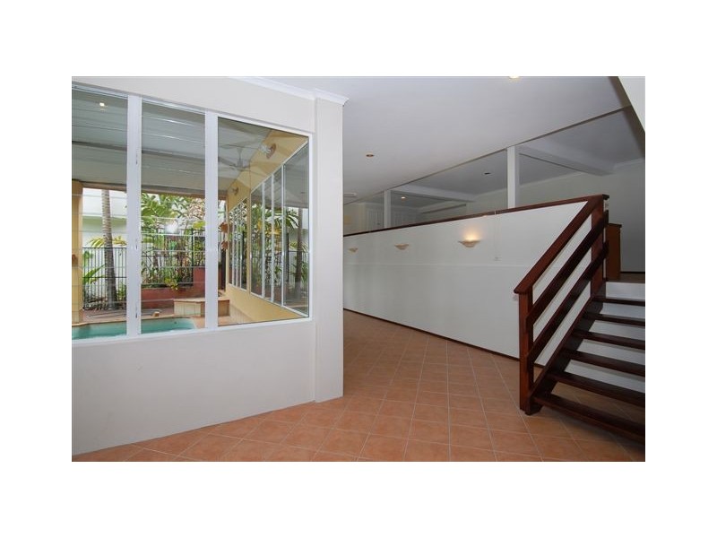 5 Woodlands Avenue, Edge Hill QLD 4870