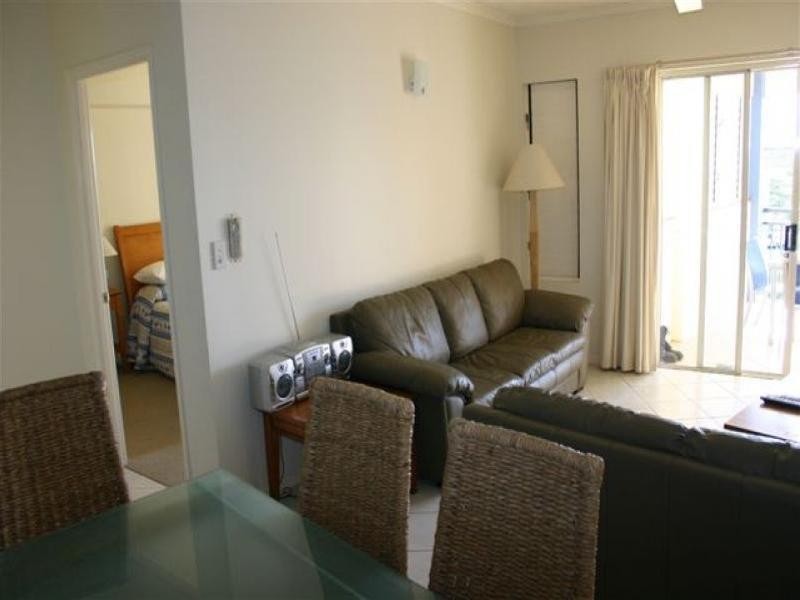 31/275 Esplanade, Cairns North QLD 4870