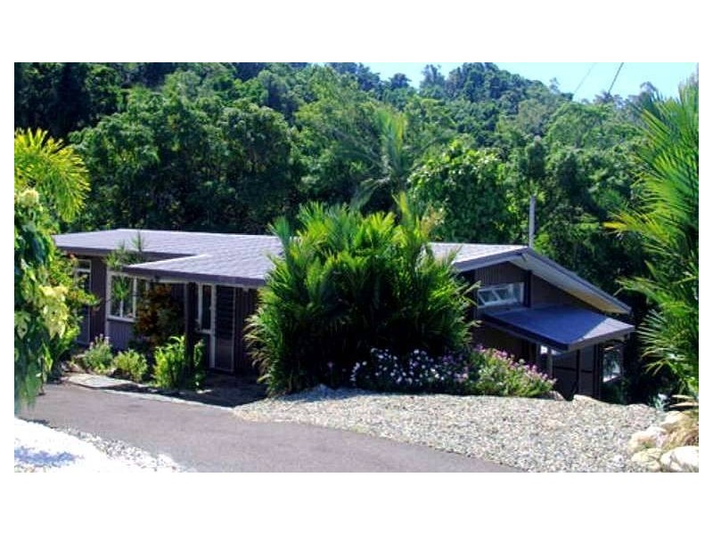 9 Bellevue Crescent, Edge Hill QLD 4870