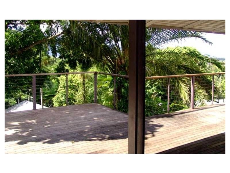 9 Bellevue Crescent, Edge Hill QLD 4870