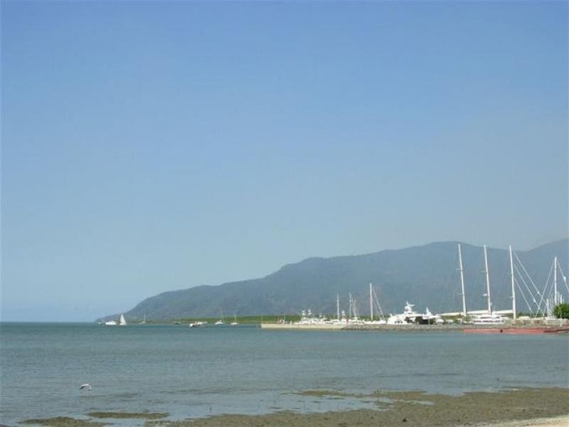 83 Esplanade, Cairns QLD 4870