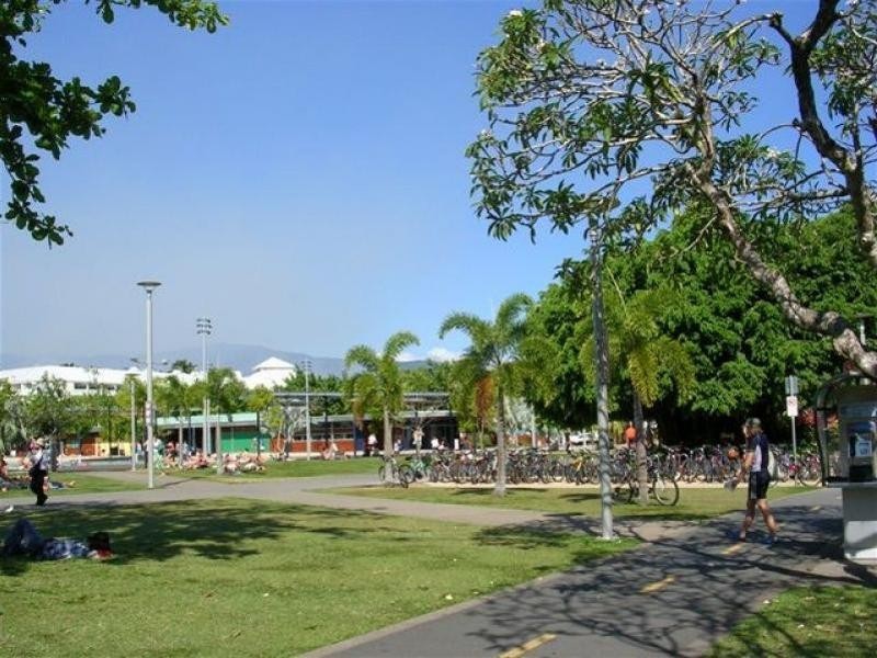 83 Esplanade, Cairns QLD 4870