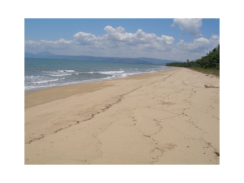 Port Douglas QLD 4877