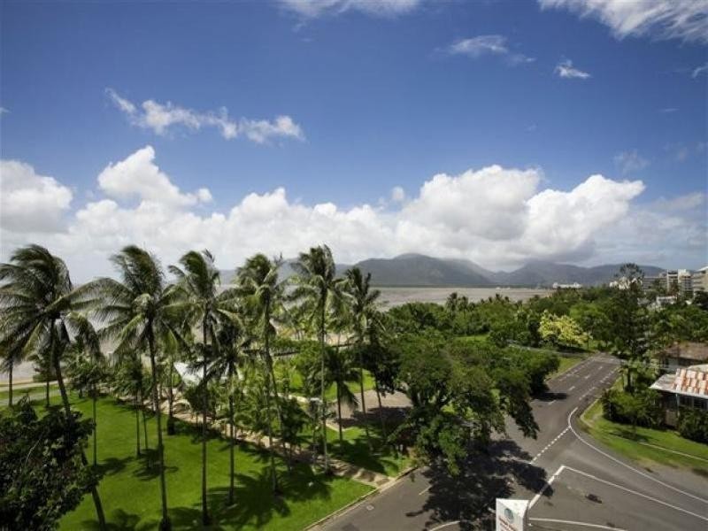 Cairns North QLD 4870