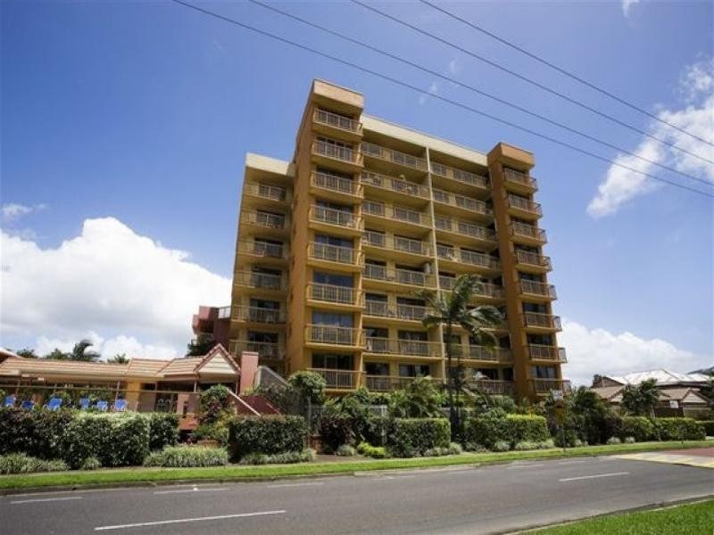 Cairns North QLD 4870