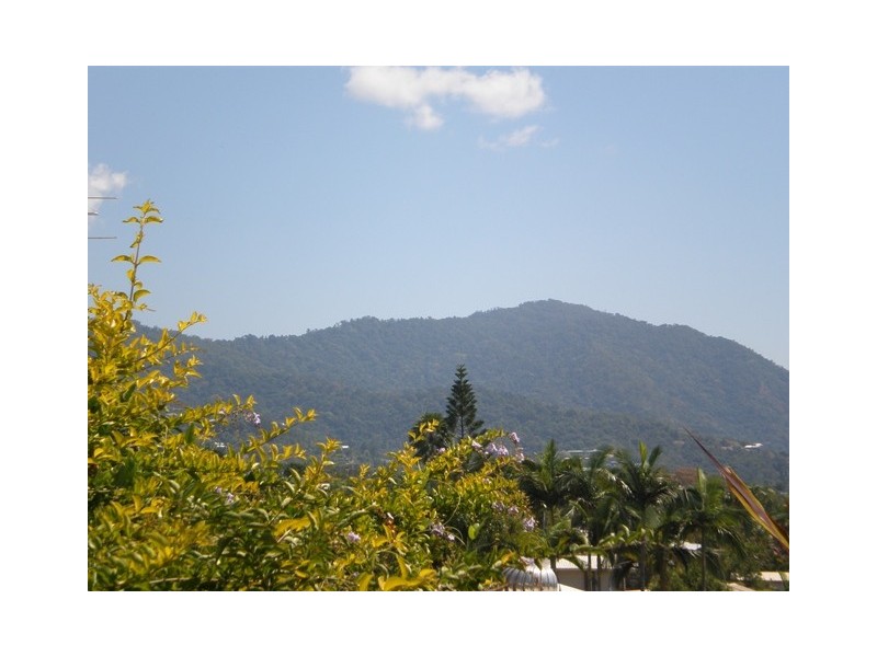 157 Currawong Street, Bayview Heights QLD 4868