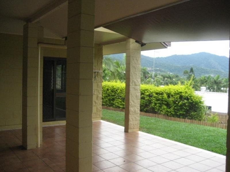 157 Currawong Street, Bayview Heights QLD 4868