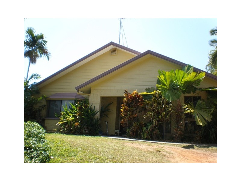 157 Currawong Street, Bayview Heights QLD 4868