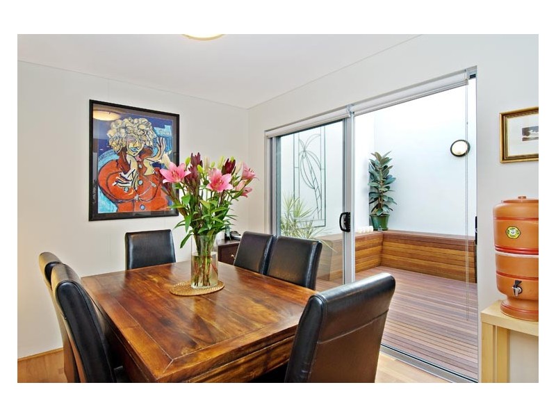 5/284  Lawrence St, Alexandria NSW 2015