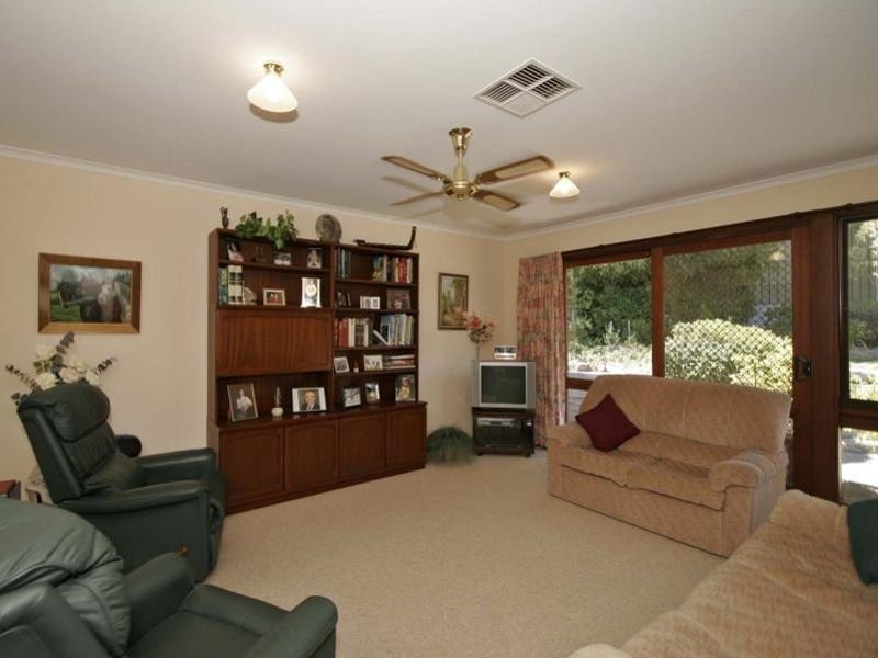 7 St Vincent Close, Aberfoyle Park SA 5159