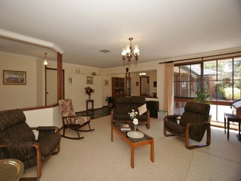 7 St Vincent Close, Aberfoyle Park SA 5159