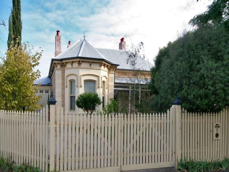 9  Hughes Street South, Woodville SA 5011