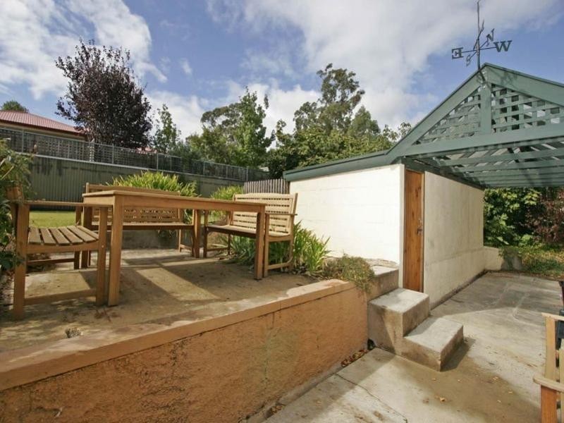 4  Margaret Street, Williamstown SA 5351