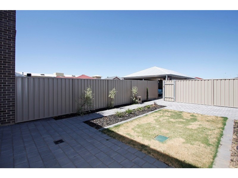 19/8 Grange Court, Seaford SA 5169