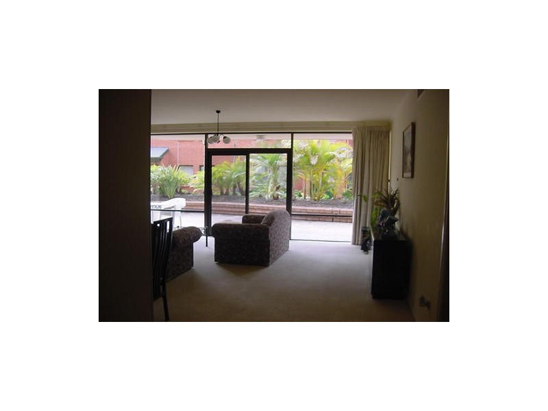 8/9-11 South Esplanade, Glenelg SA 5045