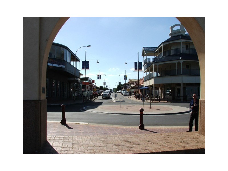 106 Esplanade, Hove SA 5048