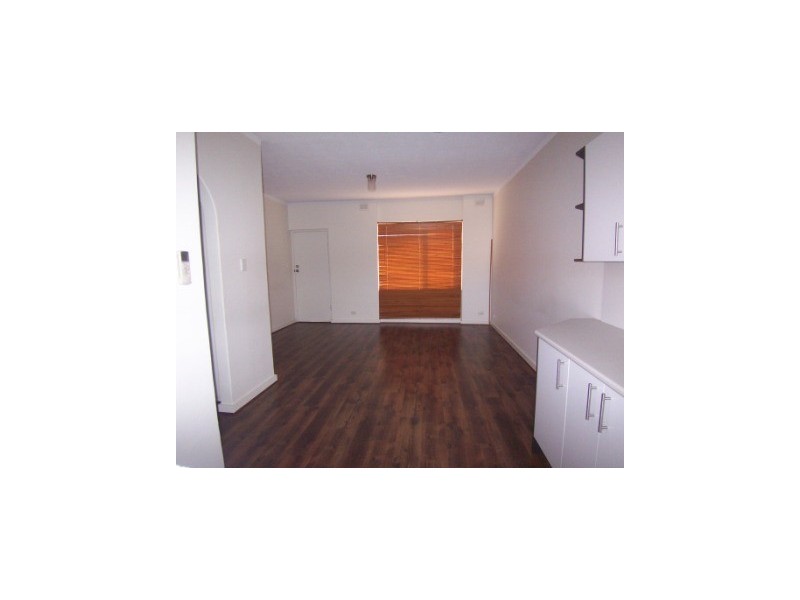 11/17 Caroline Street, Glenelg North SA 5045