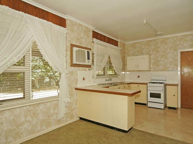 20 Oakleigh Road, Marion SA 5043