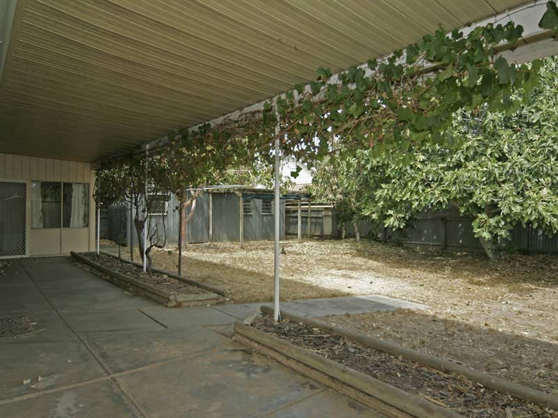 20 Oakleigh Road, Marion SA 5043