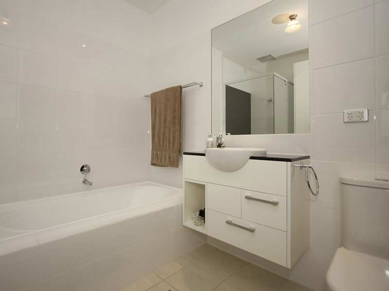 5, 10 Moseley Street, Glenelg SA 5045