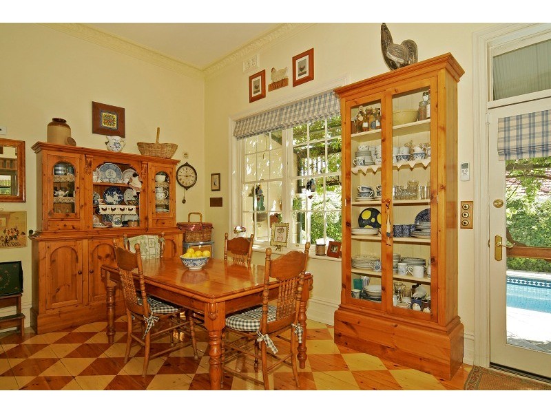 3 Giles Avenue, Glenelg SA 5045