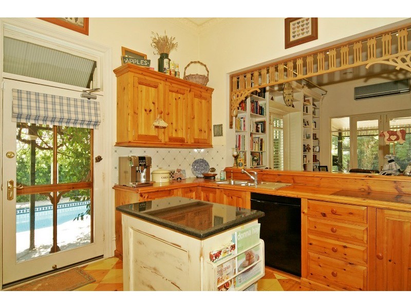 3 Giles Avenue, Glenelg SA 5045