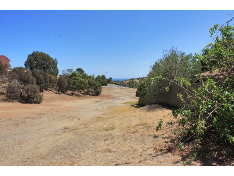 10 Luderitz Close, Hallett Cove SA 5158