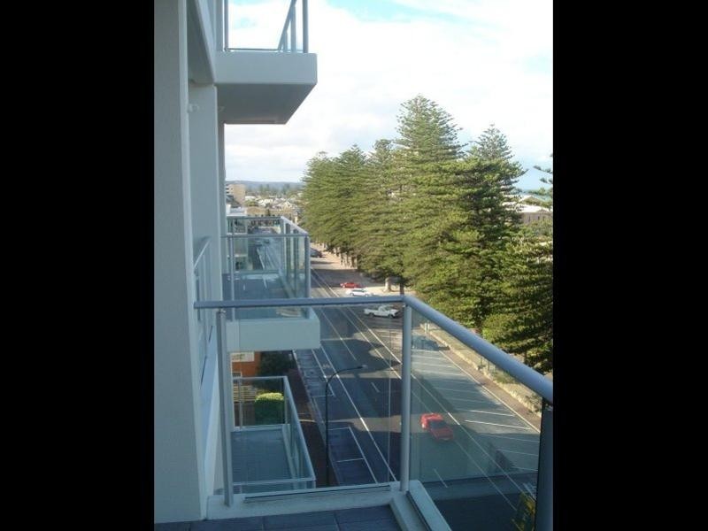 25  Liberty Towers  Colley Terrace, Glenelg SA 5045