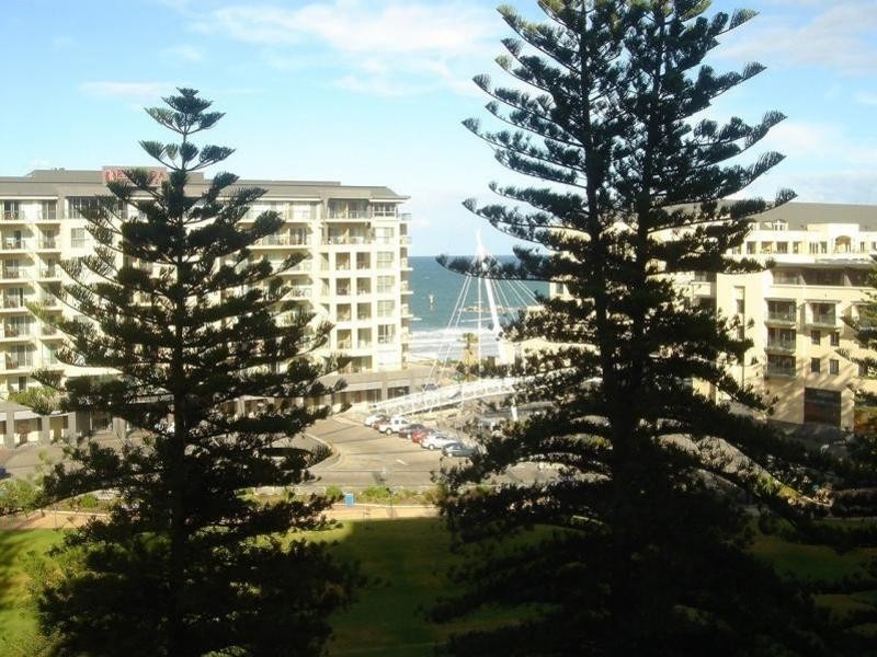 25  Liberty Towers  Colley Terrace, Glenelg SA 5045