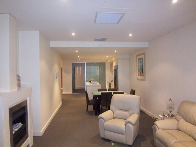 Apt 901  Platinum On The Beach, Glenelg SA 5045