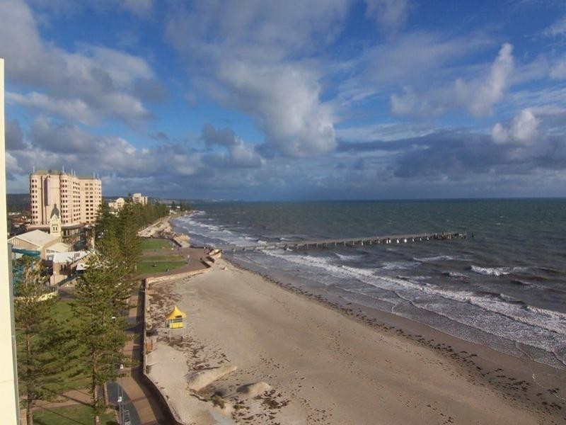 Apt 901  Platinum On The Beach, Glenelg SA 5045
