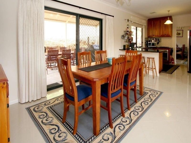 16  Meadowvale Road, Coromandel Valley SA 5051