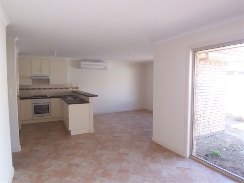 1 /692  Marion Road, Marion SA 5043