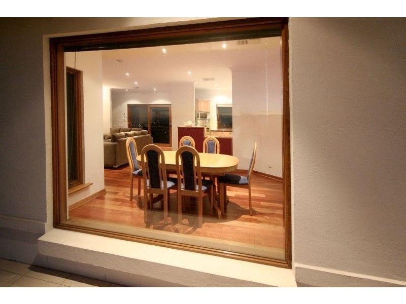 2 Eagle Rise, Darlington SA 5047