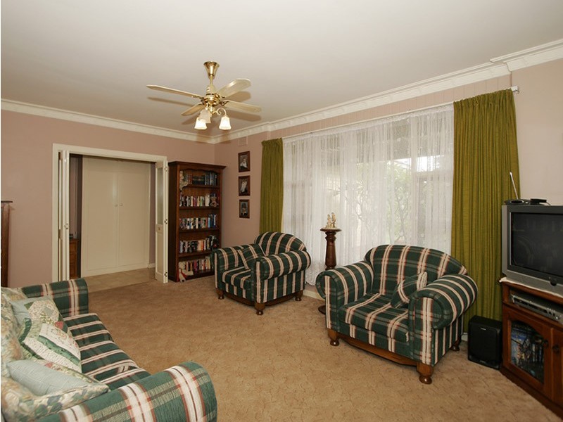 31  Oakleigh Road, Marion SA 5043