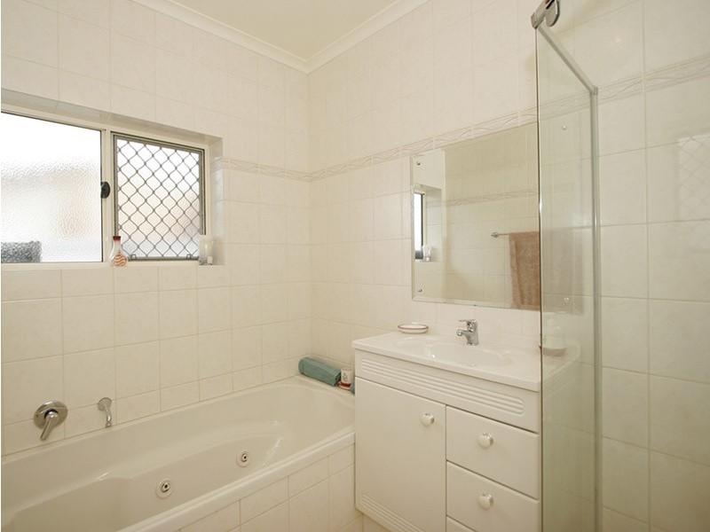 31  Oakleigh Road, Marion SA 5043