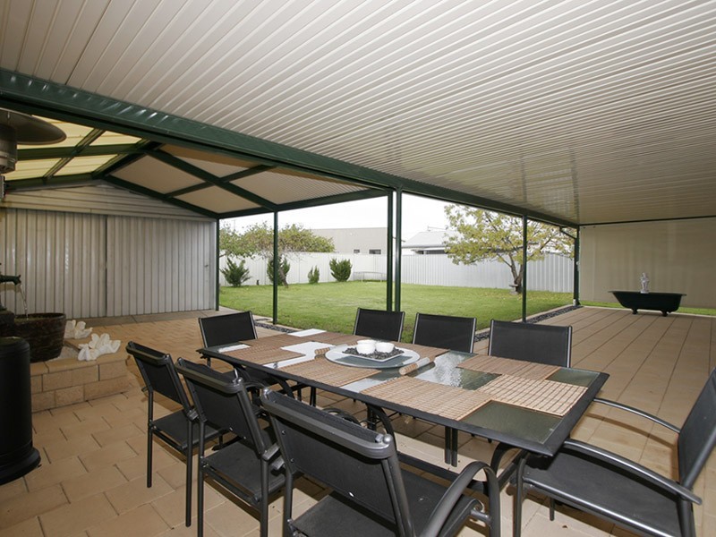 31  Oakleigh Road, Marion SA 5043