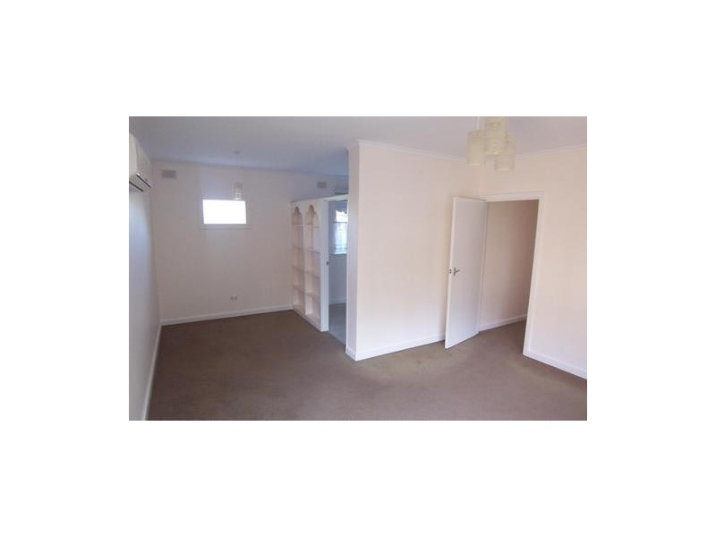 10/19  Pier Street, Glenelg SA 5045