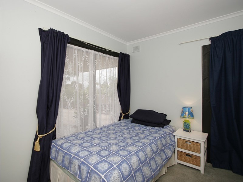 19 Kevin Street, Christie Downs SA 5164