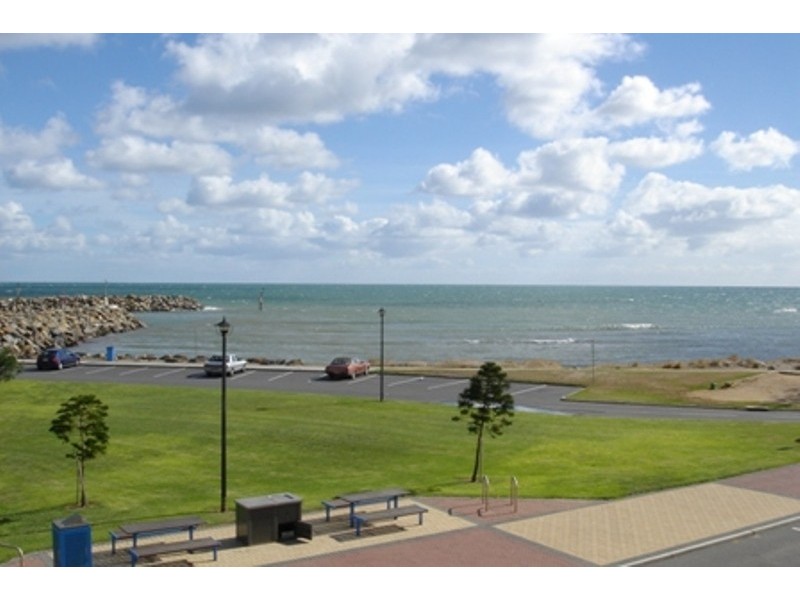 6/1  North Esplanade, Glenelg North SA 5045
