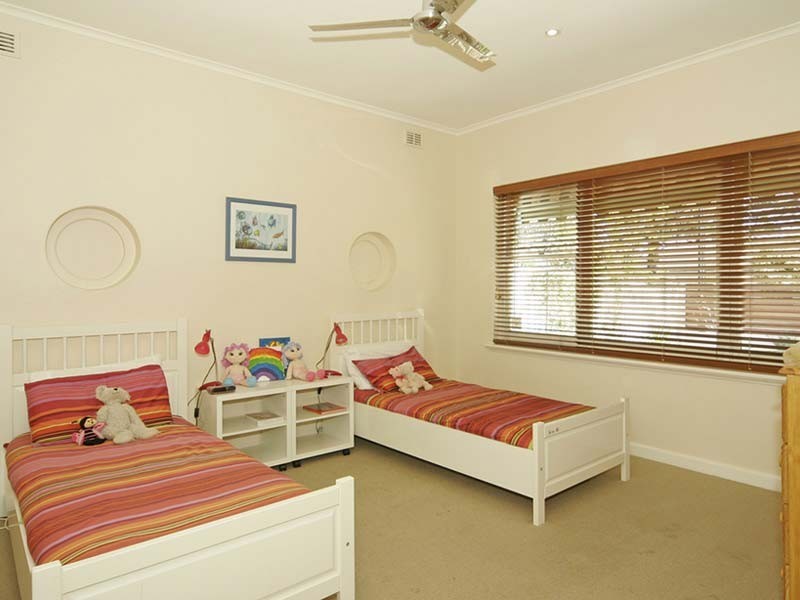 18   East Terrace, Henley Beach SA 5022