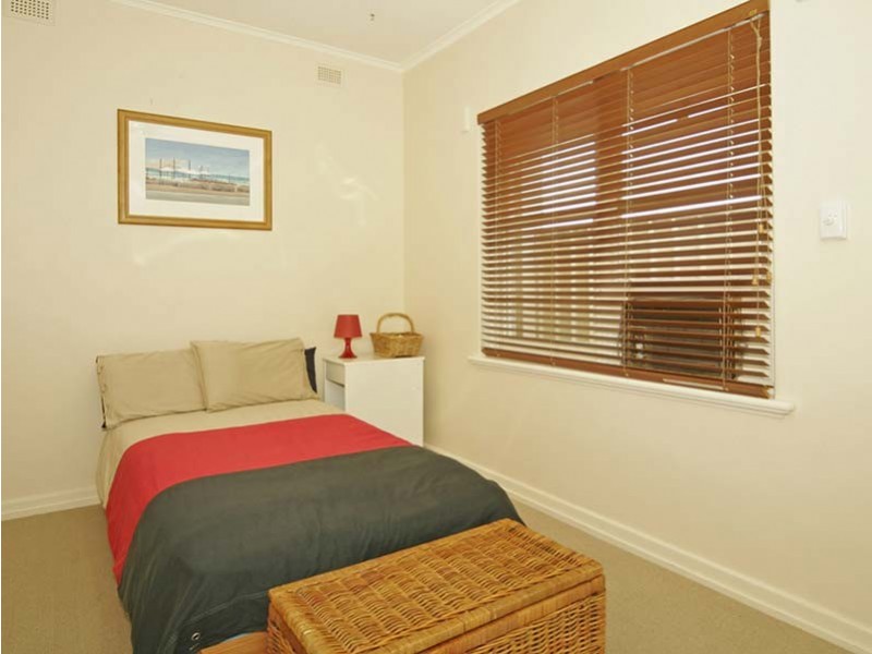 18   East Terrace, Henley Beach SA 5022
