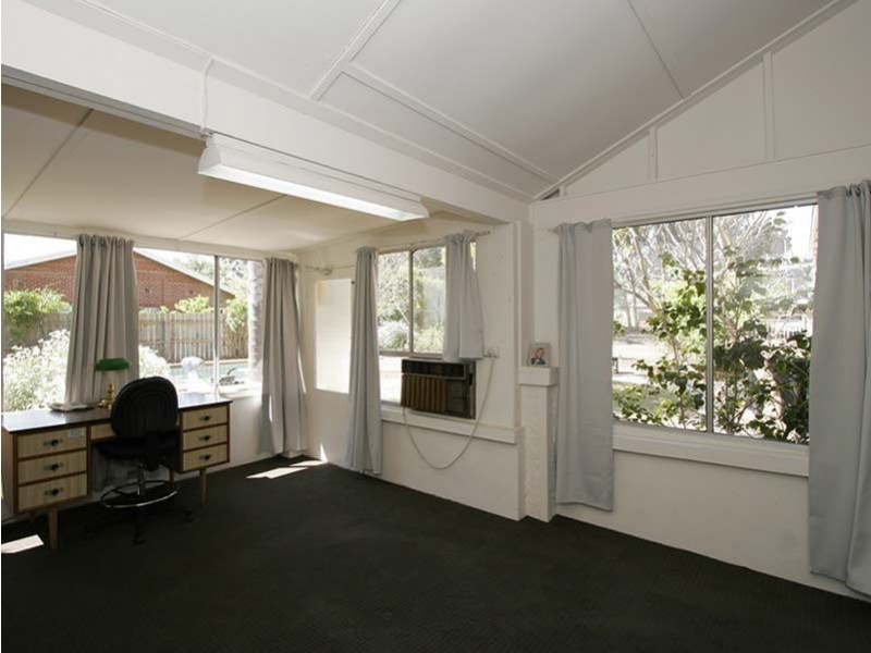 52   Salisbury Crescent, Colonel Light Gardens SA 5041