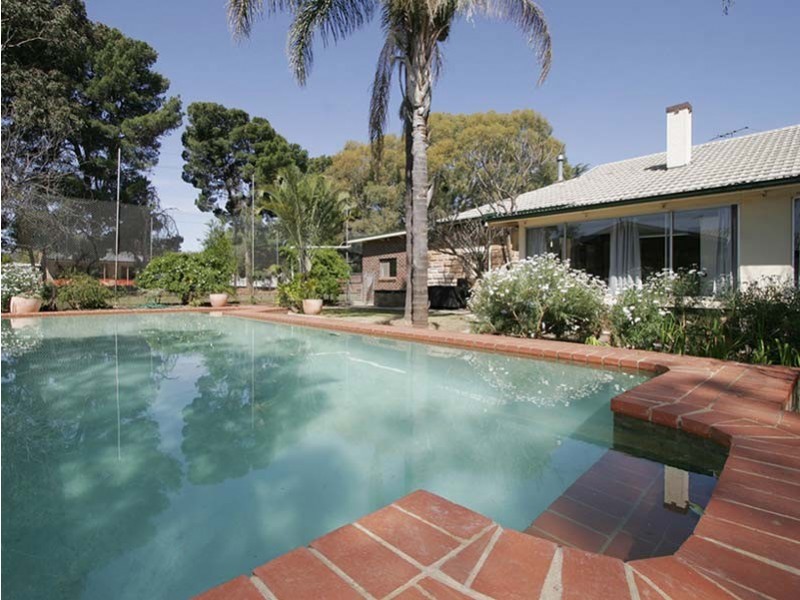 52   Salisbury Crescent, Colonel Light Gardens SA 5041