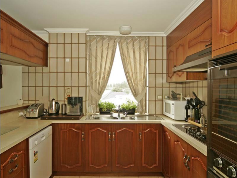 3C 19 South Esplanade, Glenelg SA 5045