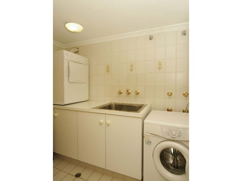 3C 19 South Esplanade, Glenelg SA 5045