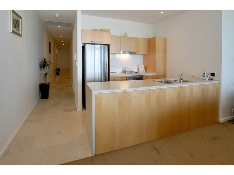 16/2  South Esplanade, Glenelg SA 5045