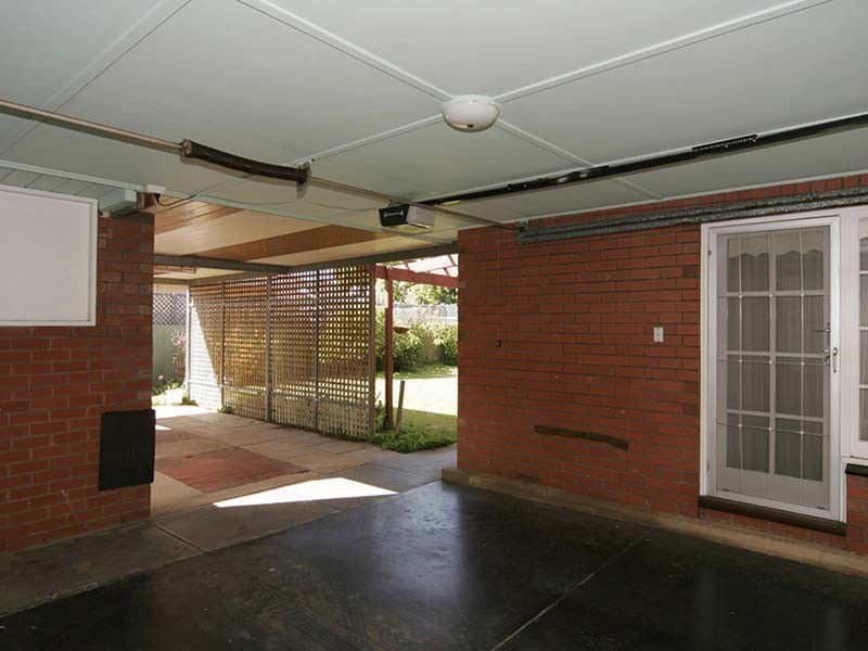 21  Montana Drive, Novar Gardens SA 5040