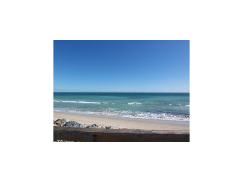 2/4  Seaview Road, West Beach SA 5024